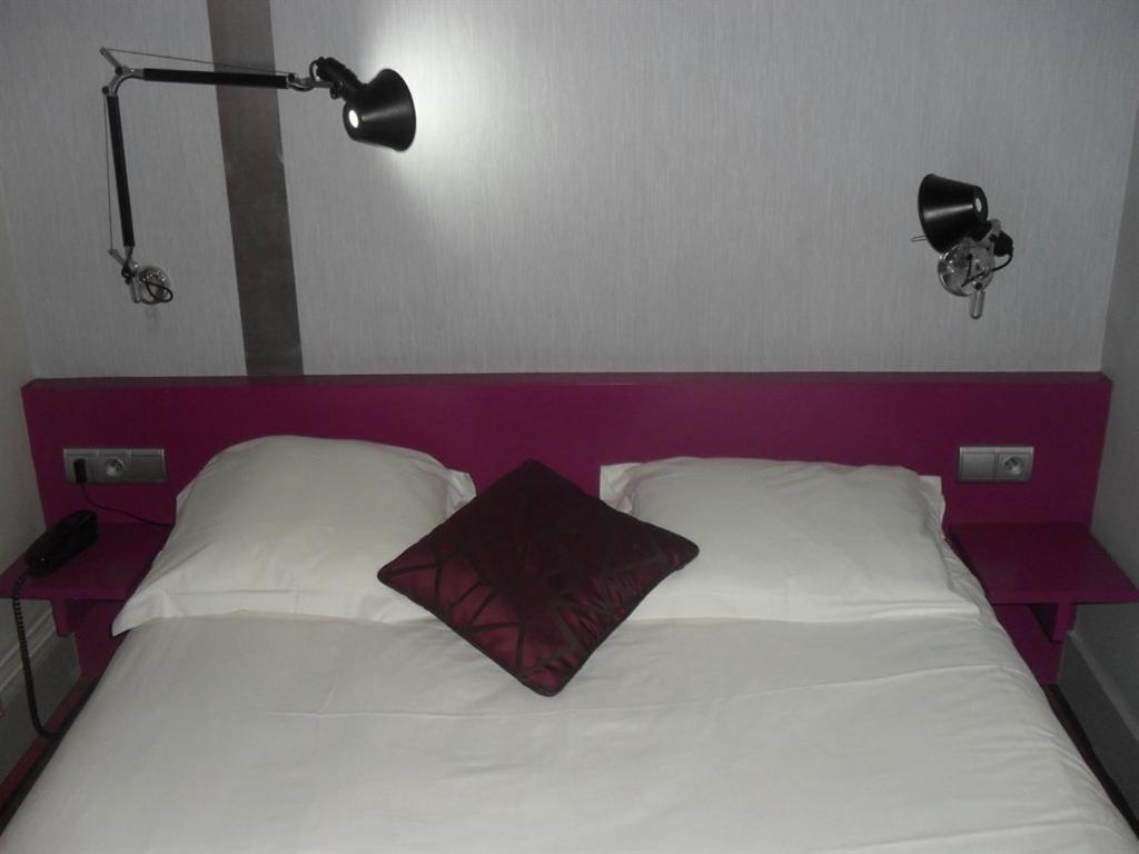 Hotel Latino Reims Centre Δωμάτιο φωτογραφία